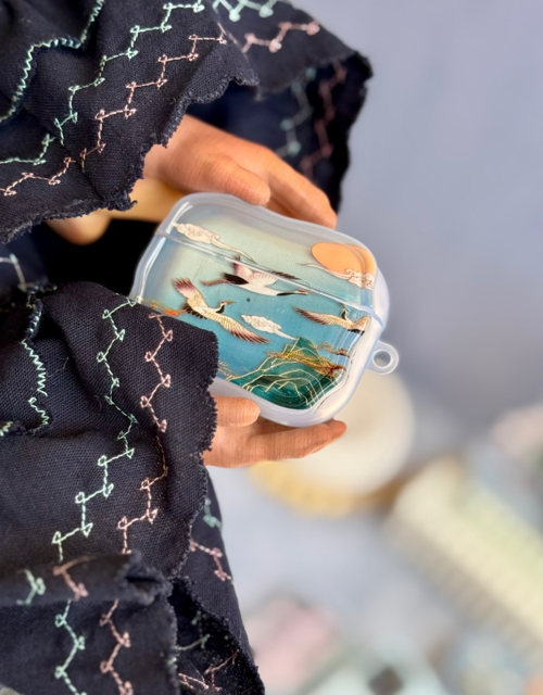 کاور ایرپاد پرو